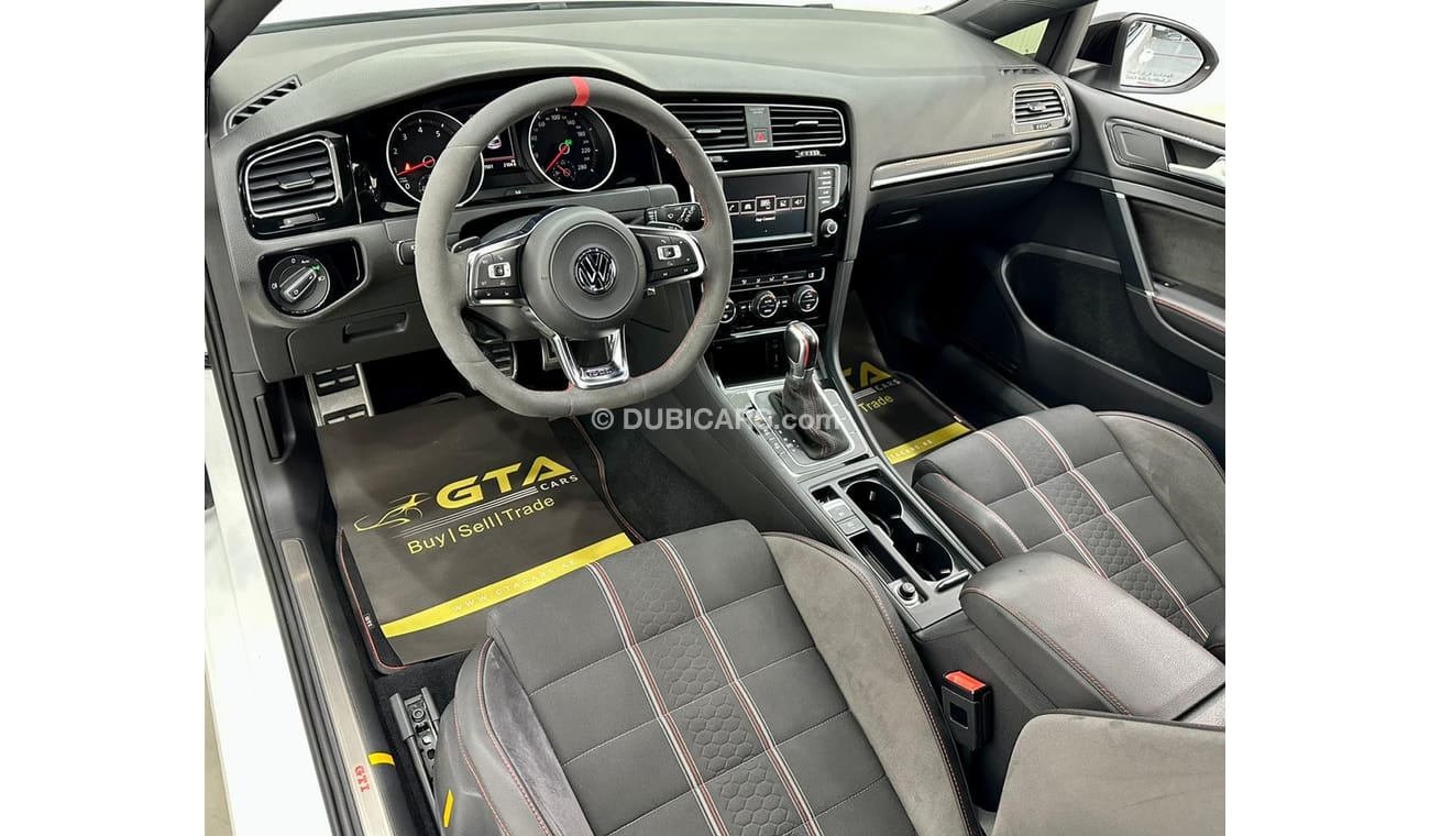 Volkswagen Golf 2017 Volkswagen Golf GTI Clubsport 2DR, Full VW Service History, Warranty, GCC