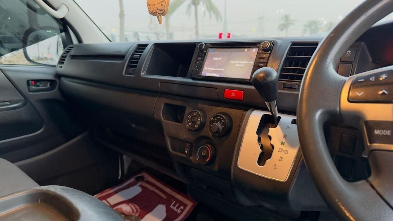 Toyota Hiace PREMIUM CONDITION | 3.0L DIESEL ENGINE | 2019 | RHD | 2WD | AIR CONDITIONER