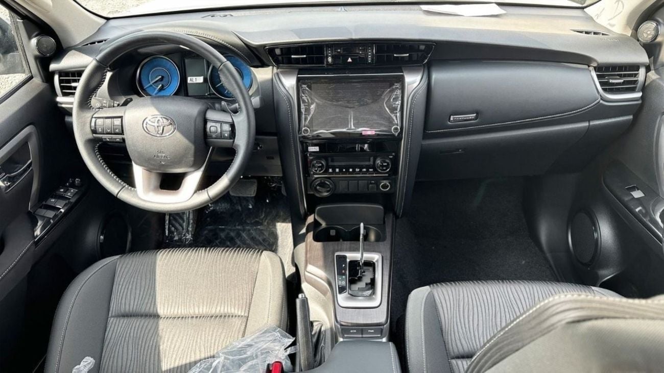 تويوتا فورتونر EXR TOYOTA FORTUNER 2.4L 4X4 D MY2024