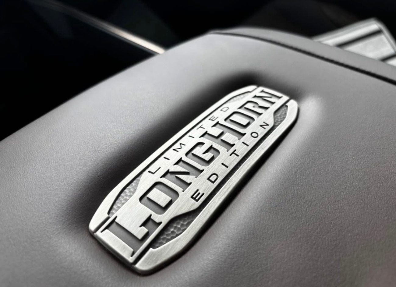 Dodge RAM 5.7 L HEMI LIMITED LONGHORN