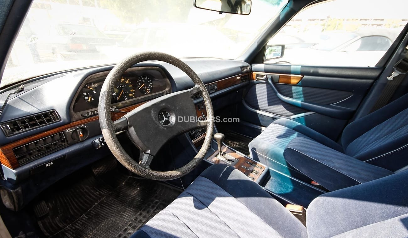 Mercedes-Benz 300 SD