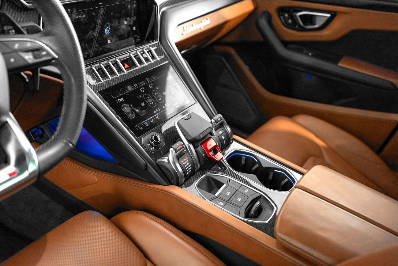 Lamborghini Urus STD 4.0T V8