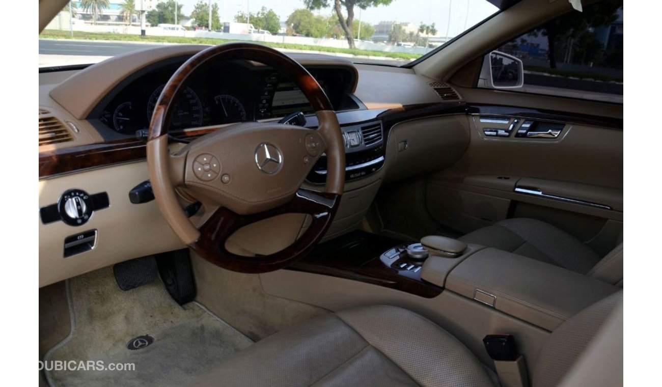 Mercedes-Benz S 400 Hybrid in Excellent Condition