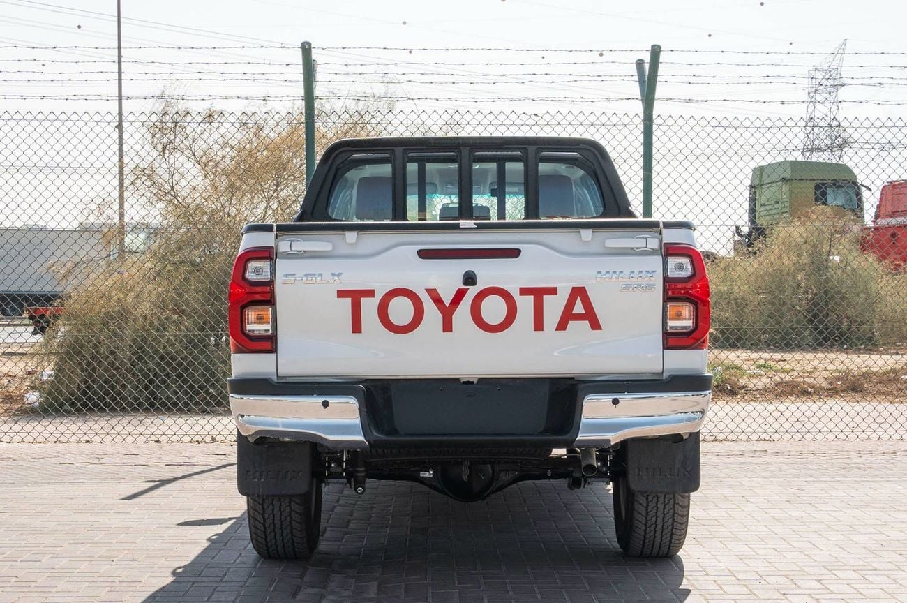 تويوتا هيلوكس 2026 Toyota Hilux SGLX 2.8L AT Diesel (White-Red)
