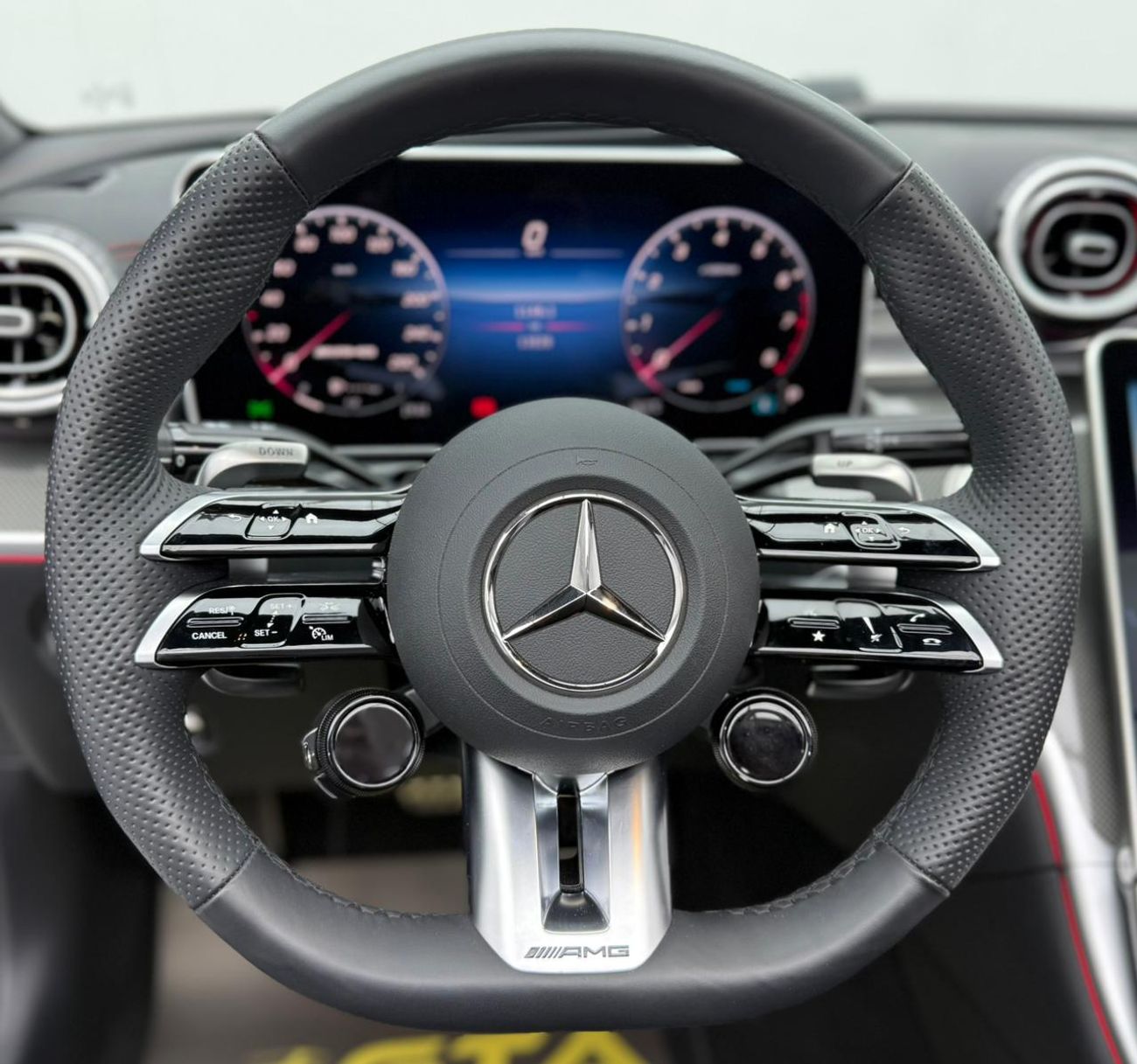 مرسيدس بنز كوبيه CLE 53 AMG 2025 Mercedes Benz CLE 53 AMG 4MATIC+, 2027 MB Warranty, Fully Loaded, Excellent Condition, Euro