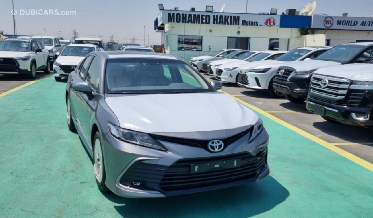 Toyota Camry 2.5 GLI  WITH SUN ROOF LEAATHER SEATS  SCREEN CAMERA