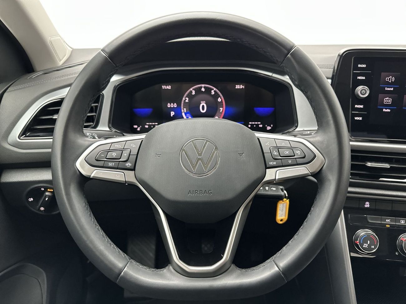 Volkswagen T ROC Life 1.4L (Ref#50140)