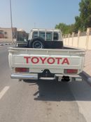 Toyota Land Cruiser Pick Up