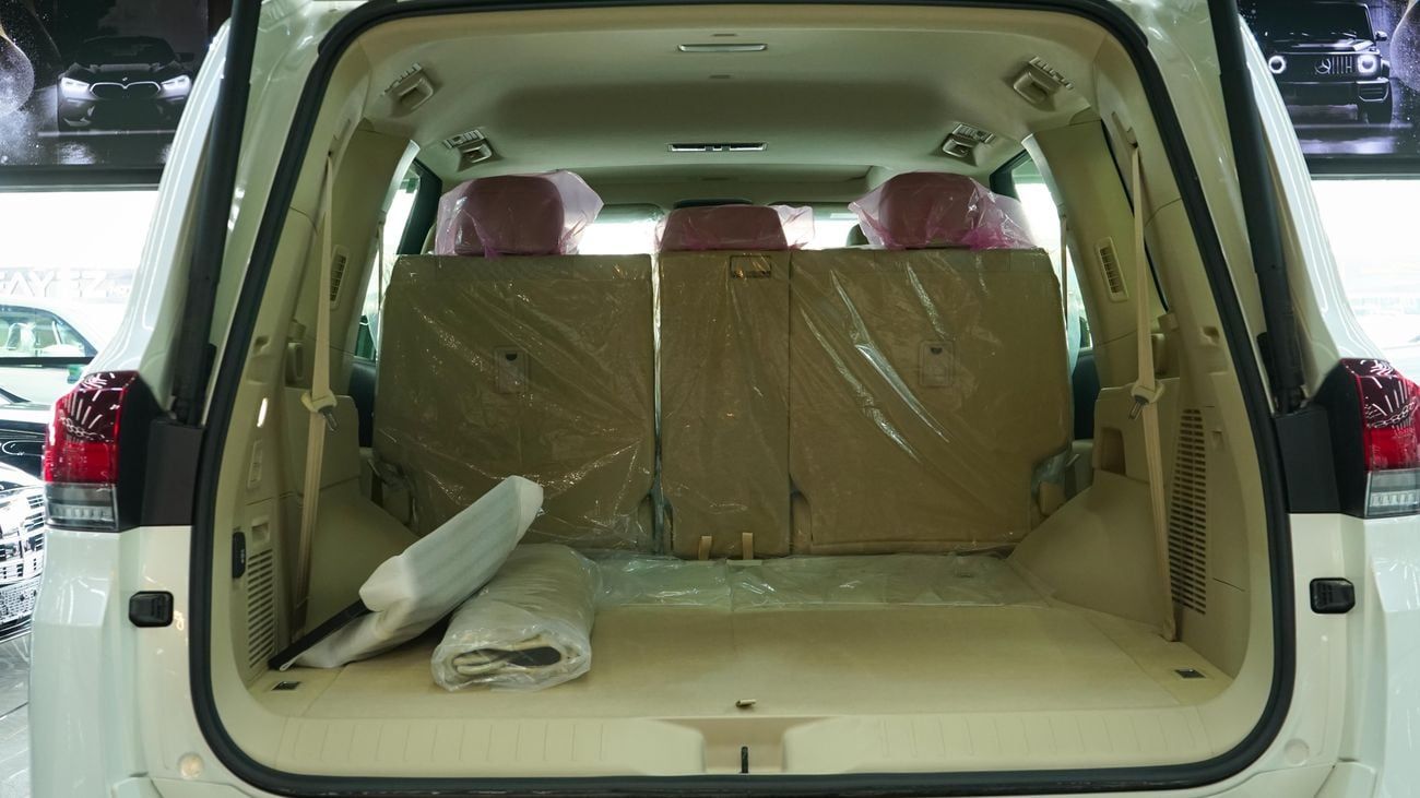 تويوتا لاند كروزر VXR 4.0 L V6