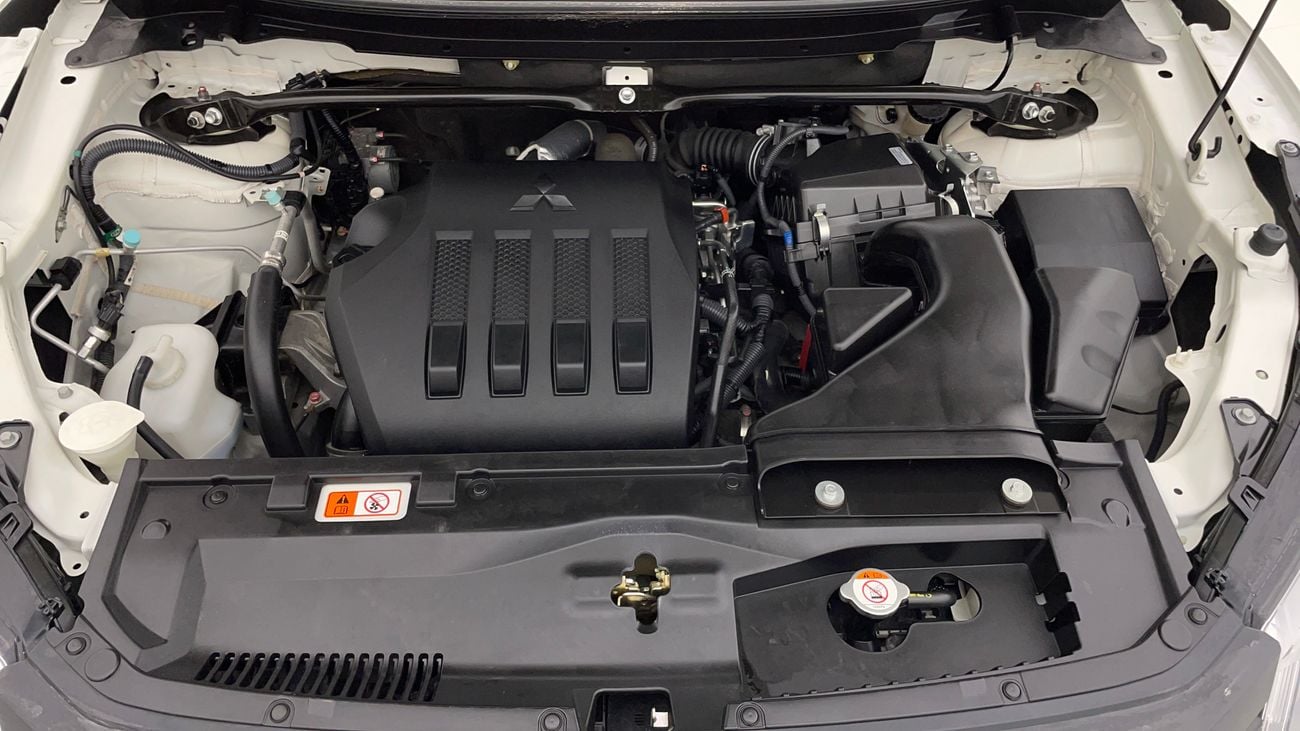 Mitsubishi Eclipse Cross GLX LOWLINE 1.5 | Zero Down Payment | Home Test Drive