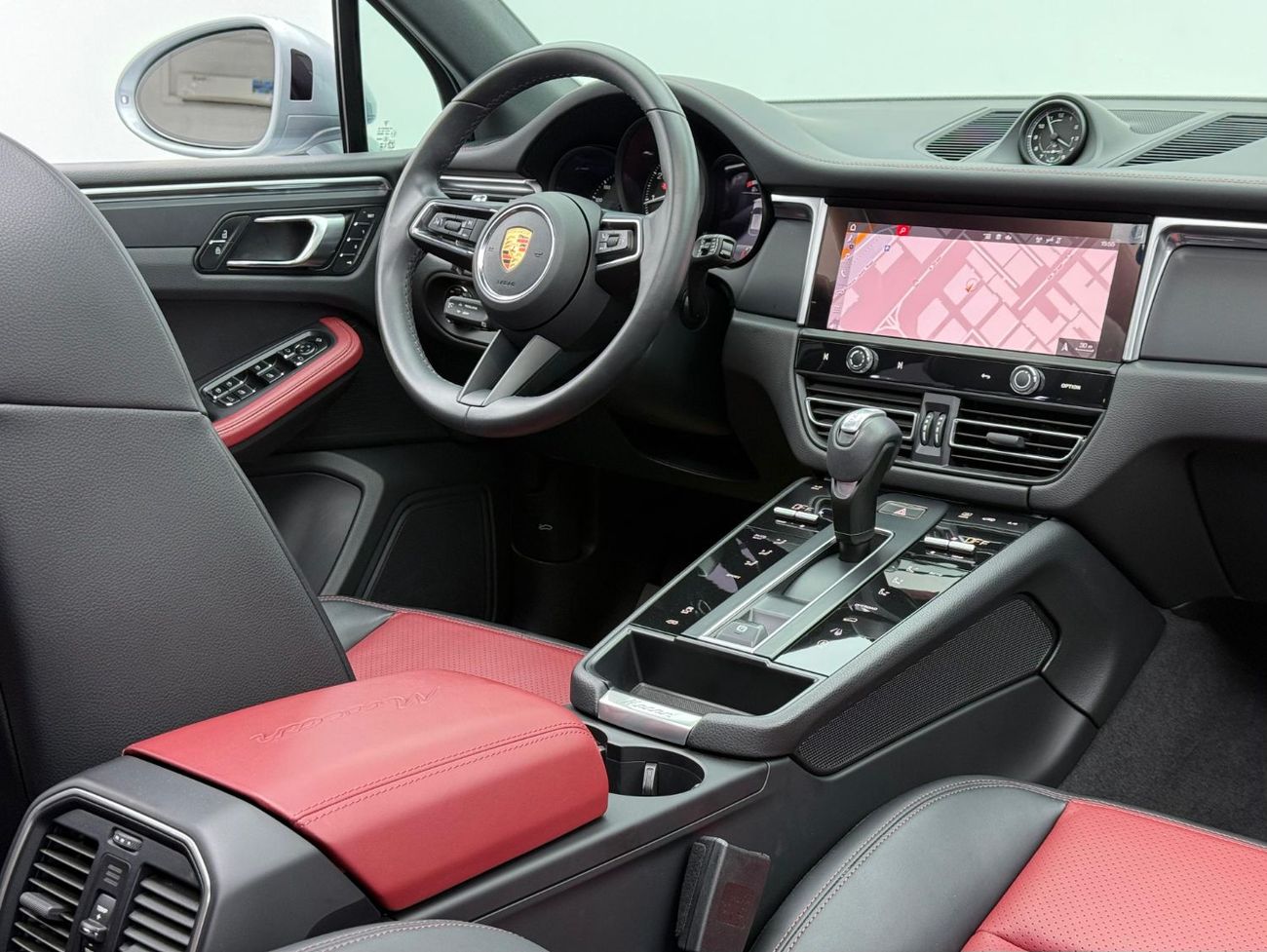 Porsche Macan Std 2.0L (252 HP) 2024 Porsche Macan, 2026 Porsche Warranty, Full Porsche Service History, Low Km, G