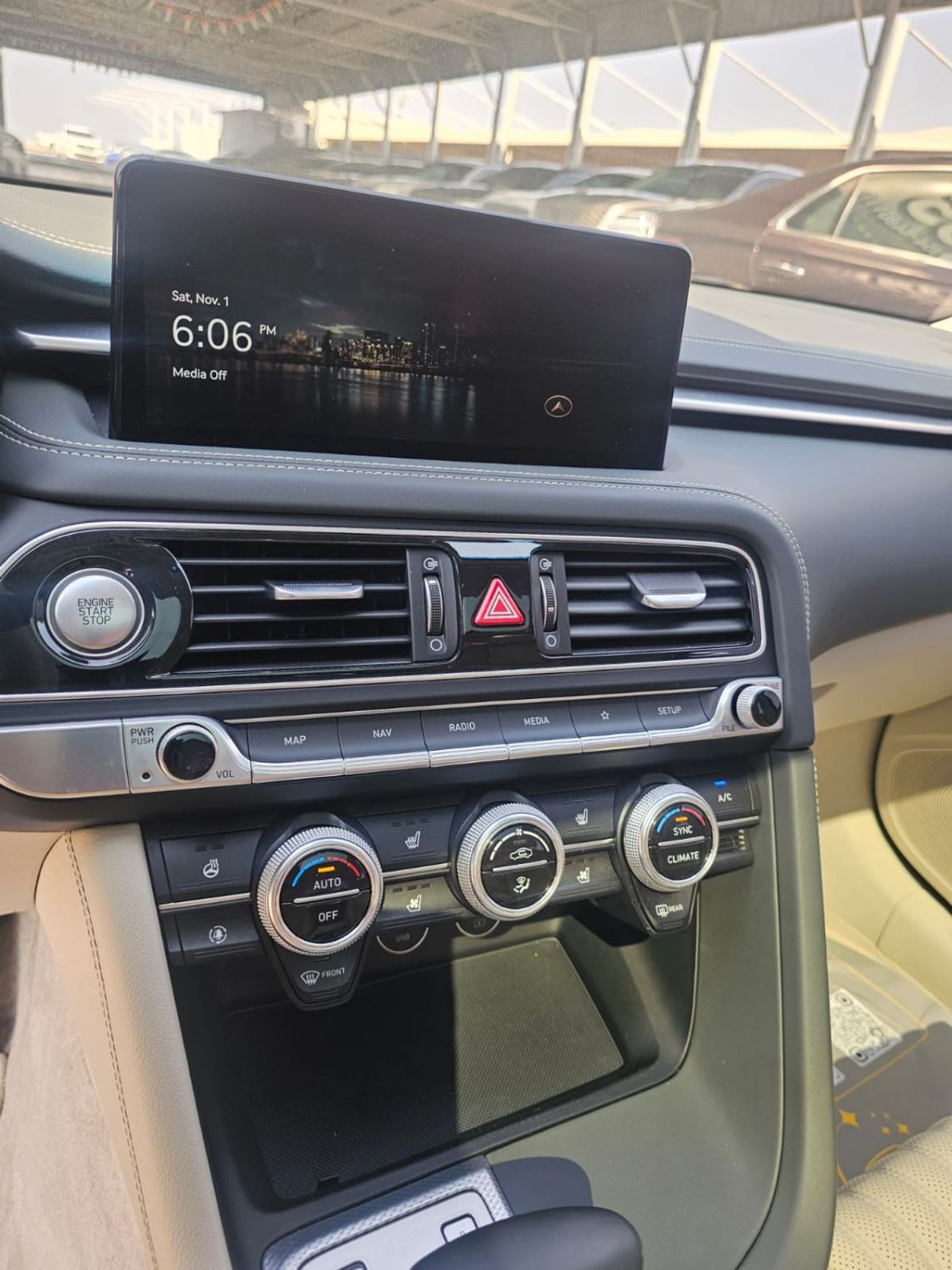 جينيسس G70 Prestige 2.0L RWD