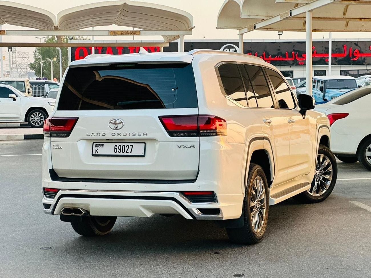 تويوتا لاند كروزر VXR 3.5L