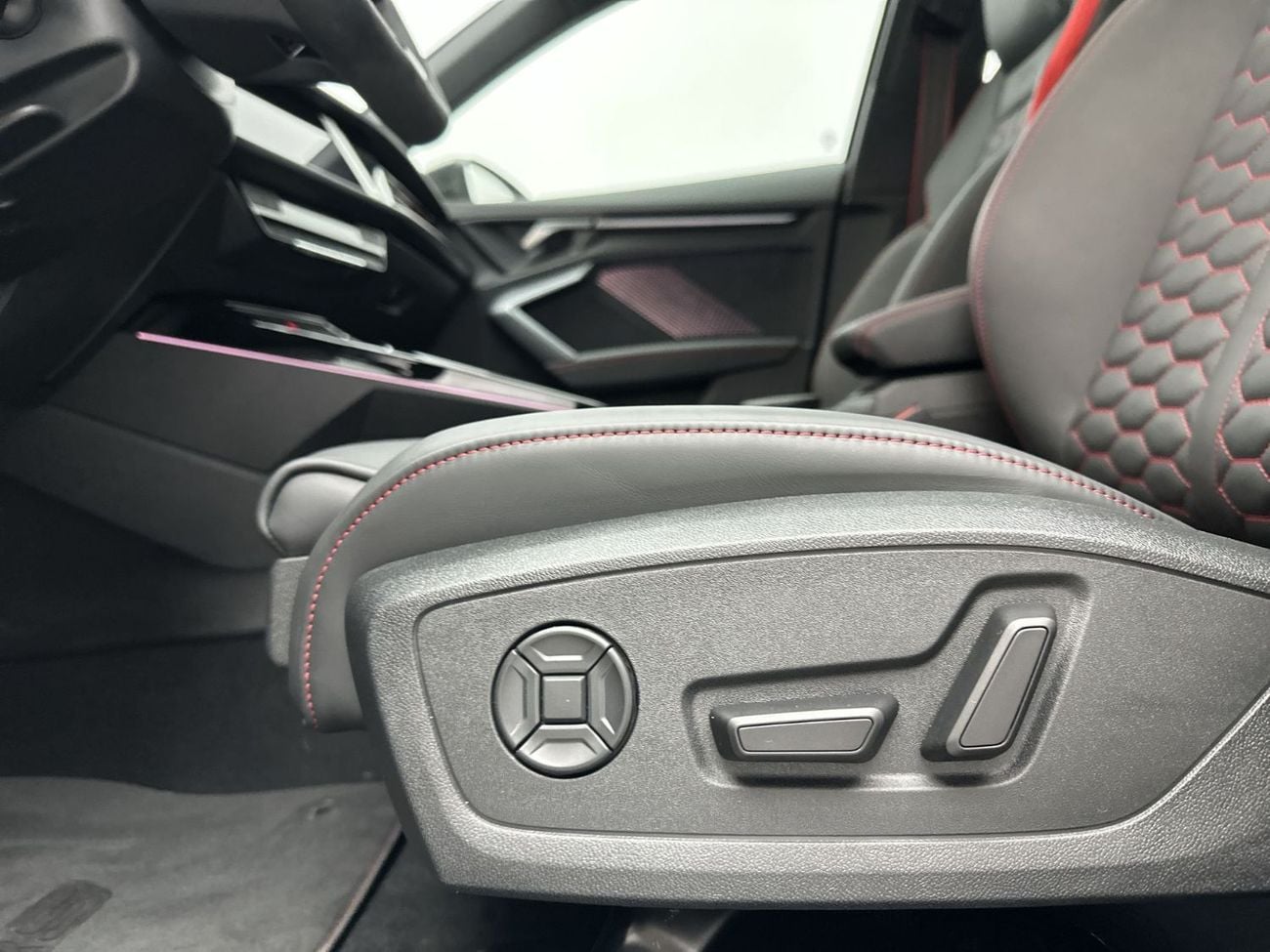 Audi RS3 RS3 Sportback 400hp (Ref# 04534)