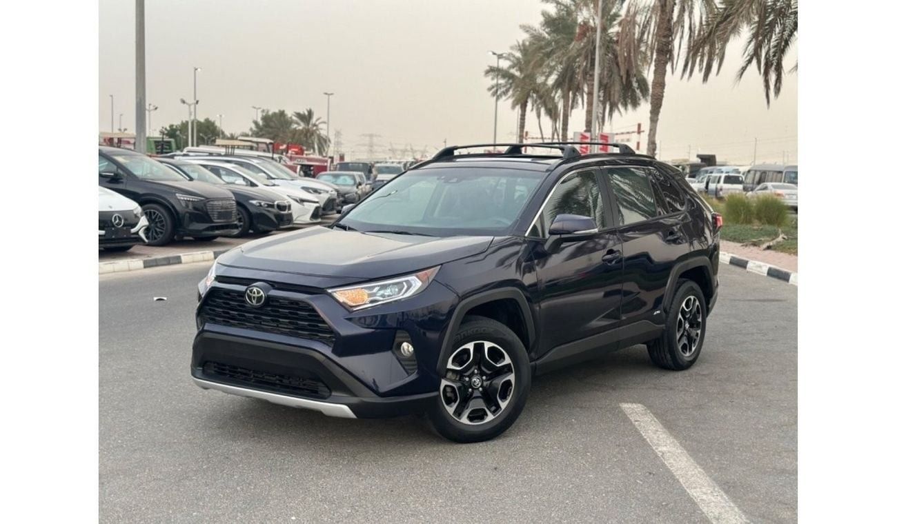 Toyota RAV4 Hybrid TOYOTA RAV4 XLE premium 2021