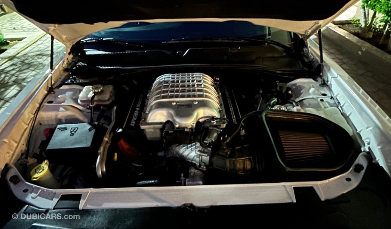 دودج تشالينجر Dodge Hellcat 6.2 Supercharged