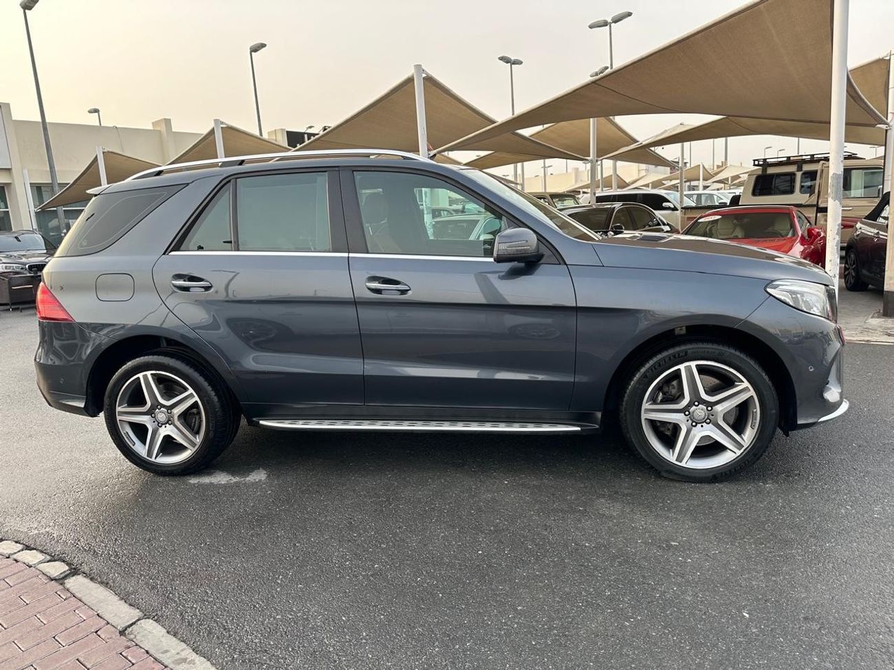 مرسيدس بنز GLE 400 AMG Mercedes GLE 400_GCC_2016_Excellent Condition _Full option