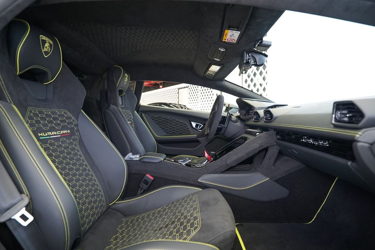 لامبورغيني هوراكان TECNICA STERRATO 5.2L V10