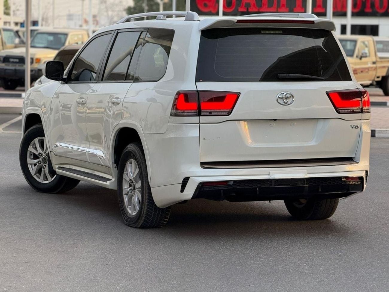 تويوتا لاند كروزر GXR 4.6L