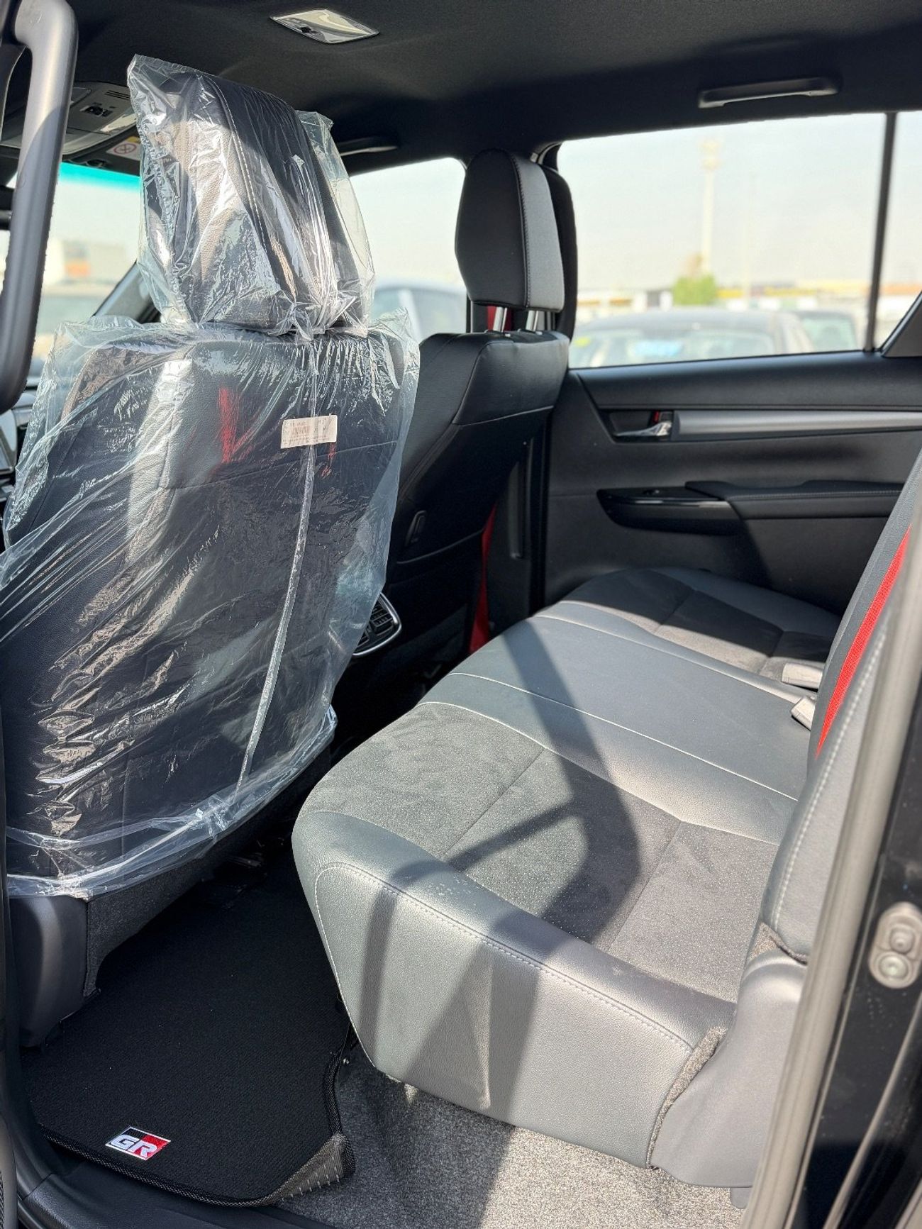 تويوتا هيلوكس GR Sport 2.8L