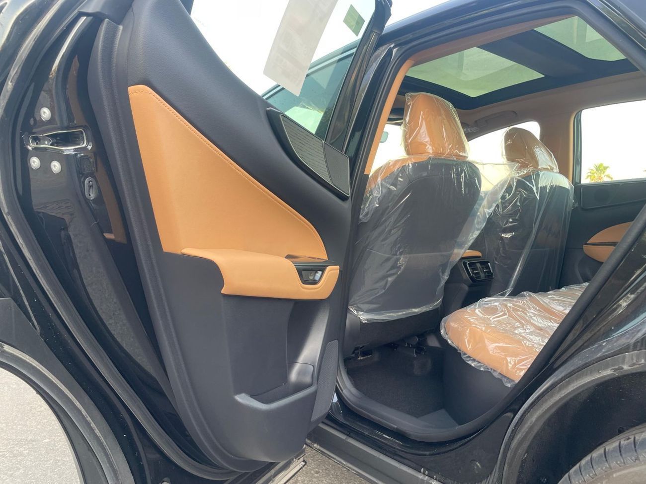 لكزس NX350h 2.5L Hybrid Full Option GCC ( White Also Available)