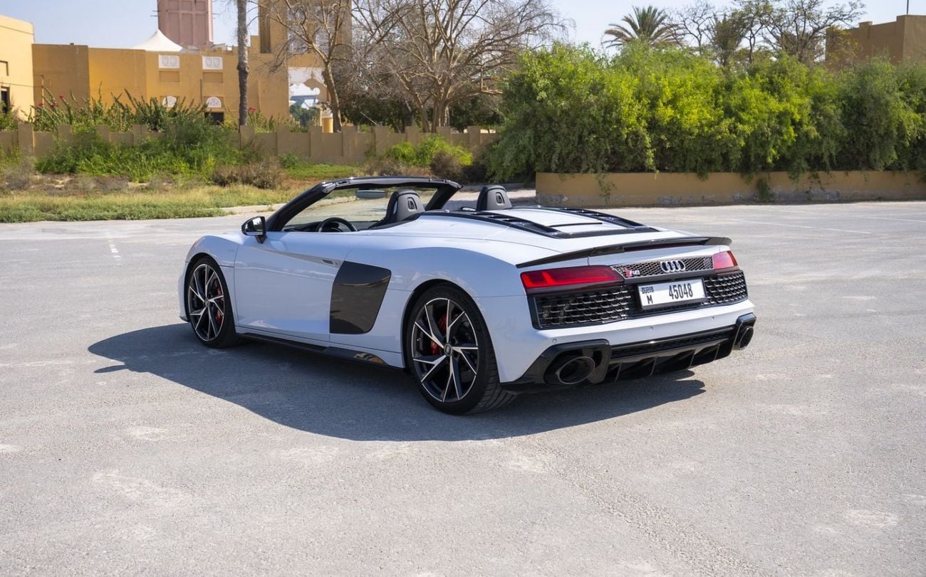 Audi R8 Spyder FSI 4.2L (420 HP) Audi R8 2024 Imported