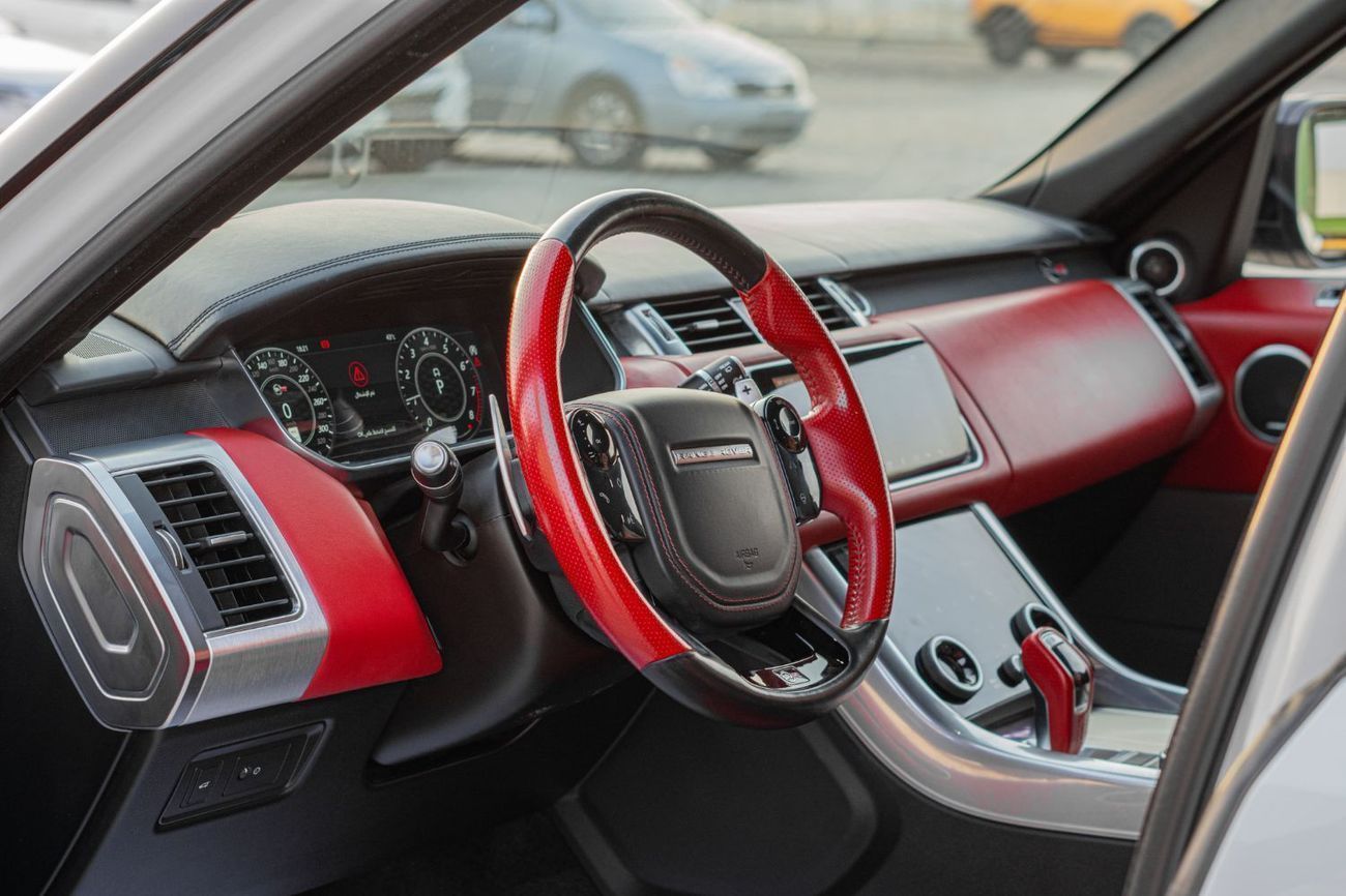 Land Rover Range Rover Sport SVR 5.0L (575 HP) 4WD