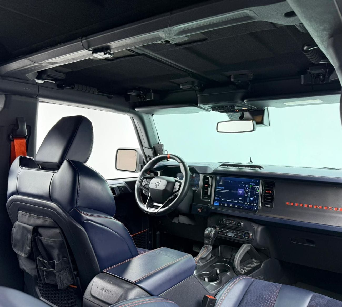 Ford Bronco Raptor 2023 Ford Bronco Raptor, 2029 Ford Warranty + Service Pack, Excellent Condition, GCC