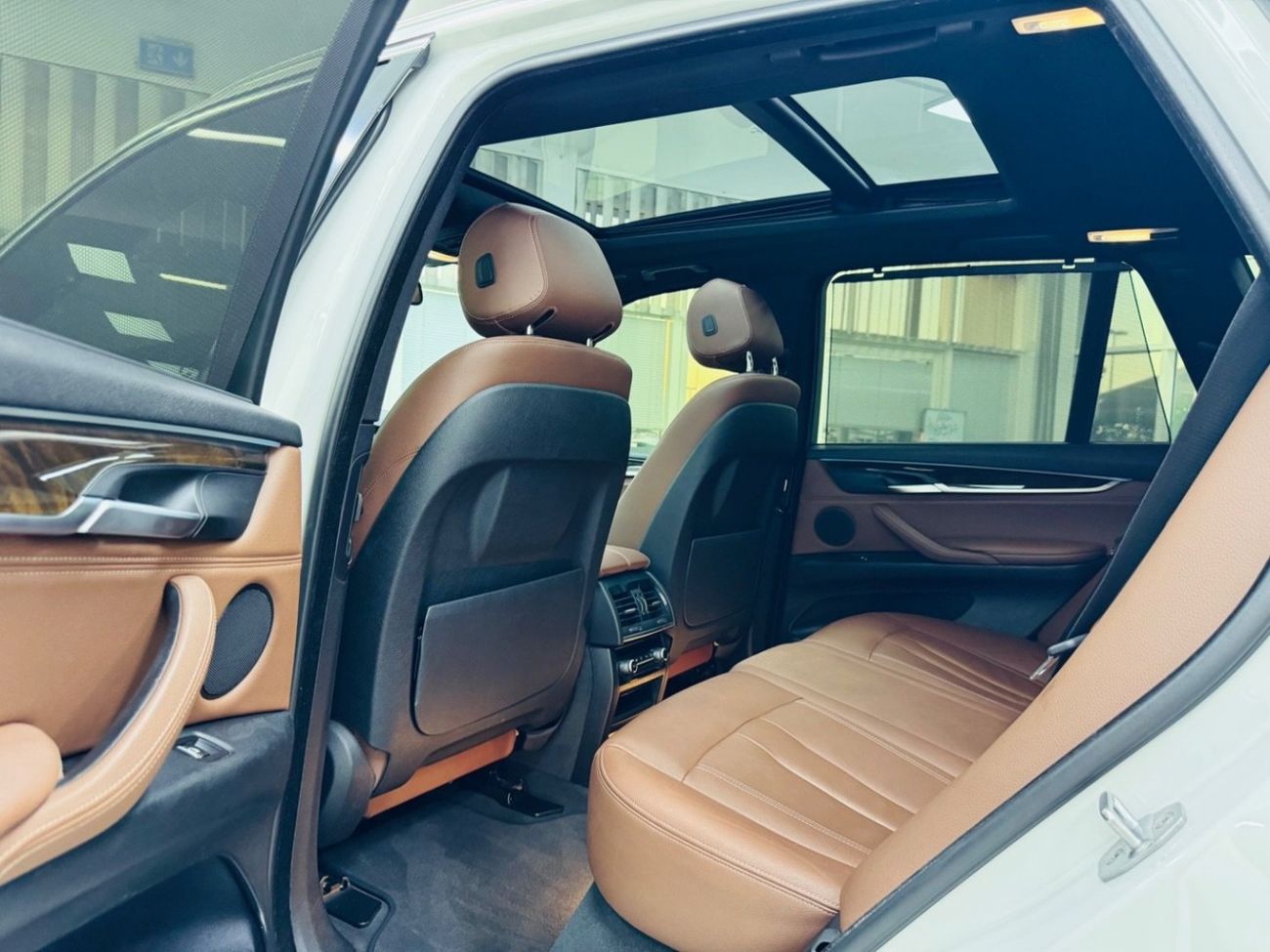 BMW X5 GCC .. FSH .. Original paint .. Perfect Condirion