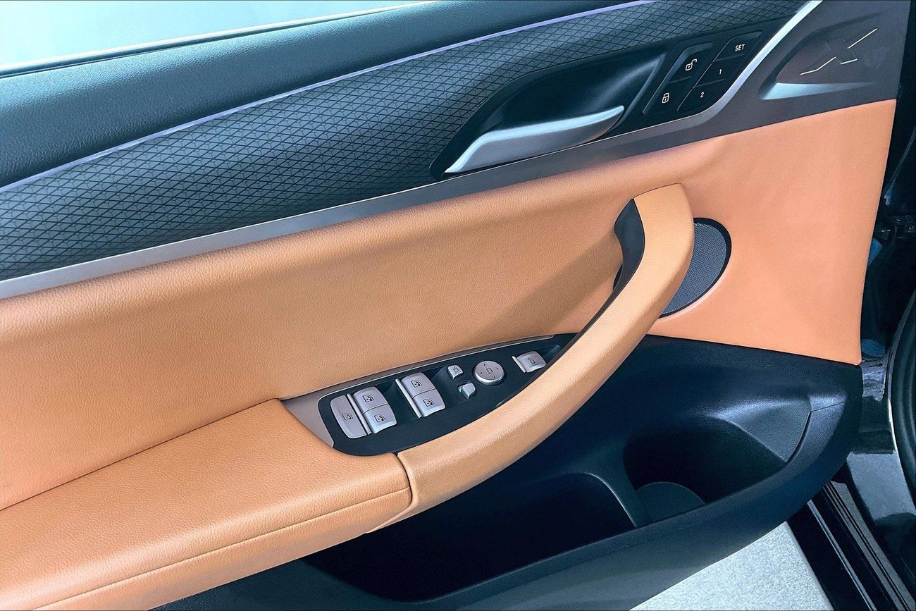 بي أم دبليو X4 xDrive 30i M Sport | National Day Celebration | شامل الضمان | 0 ﺪﻔﻋﺓ ﺃﻮﻟﻯ