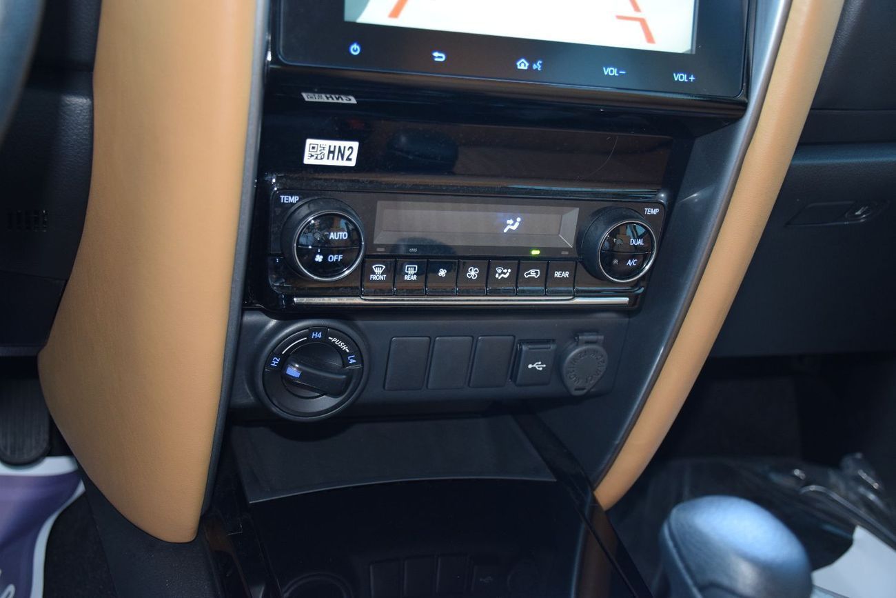 Toyota Fortuner New Fortuner SR5 2026 (Petrol 2.7)