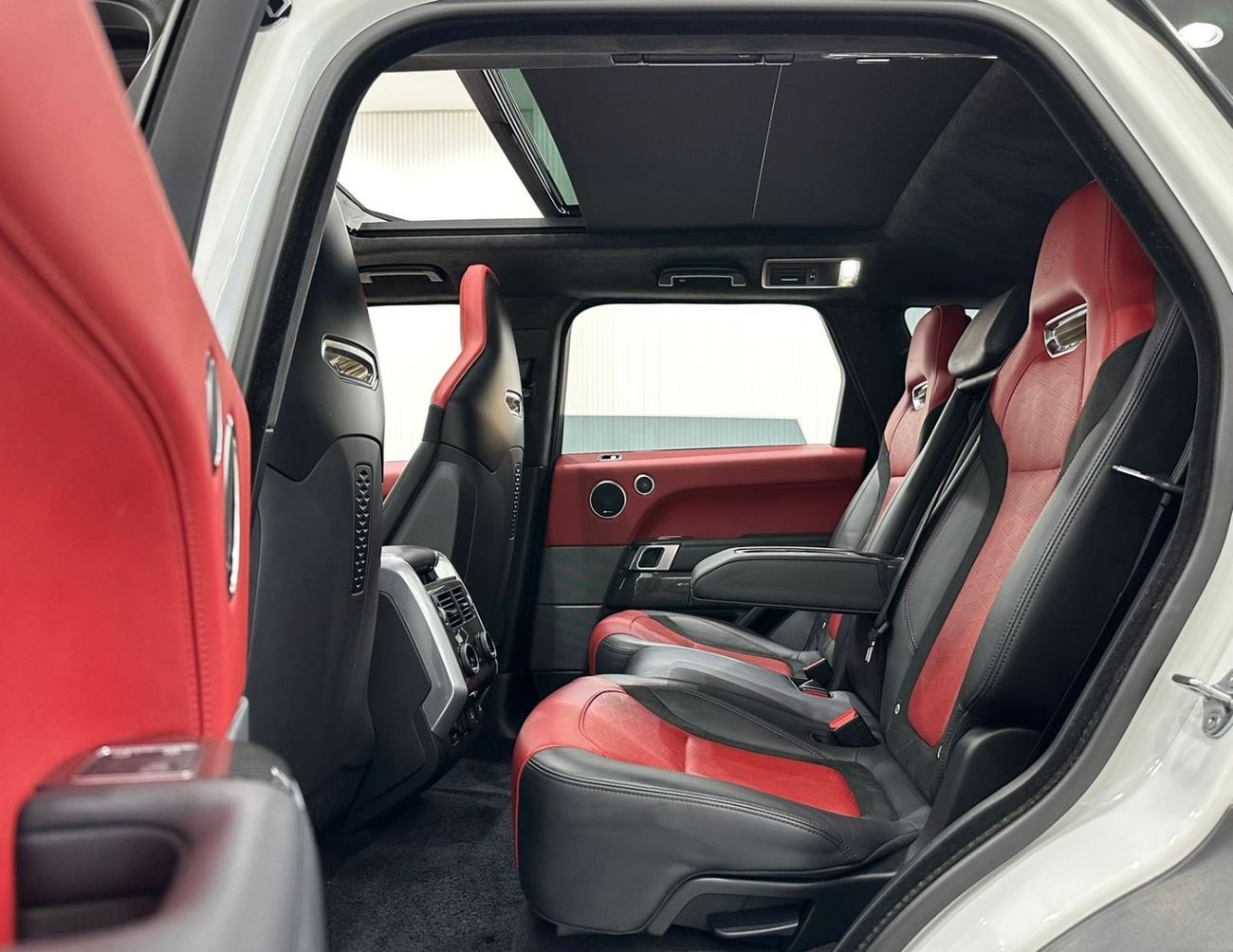 Land Rover Range Rover Sport 2019 Range Rover Sport SVR, Sep 2024 Range Rover Warranty, Just Been Serviced, Low Kms, GCC