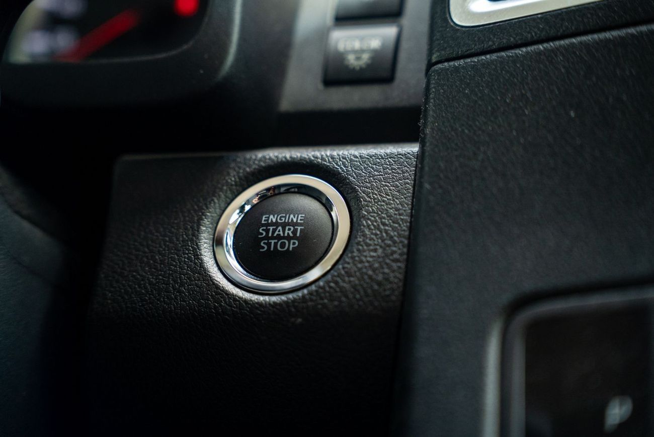 Toyota Granvia 3.5L Premium Premium 2023 3.5L V6 Full Service History GCC