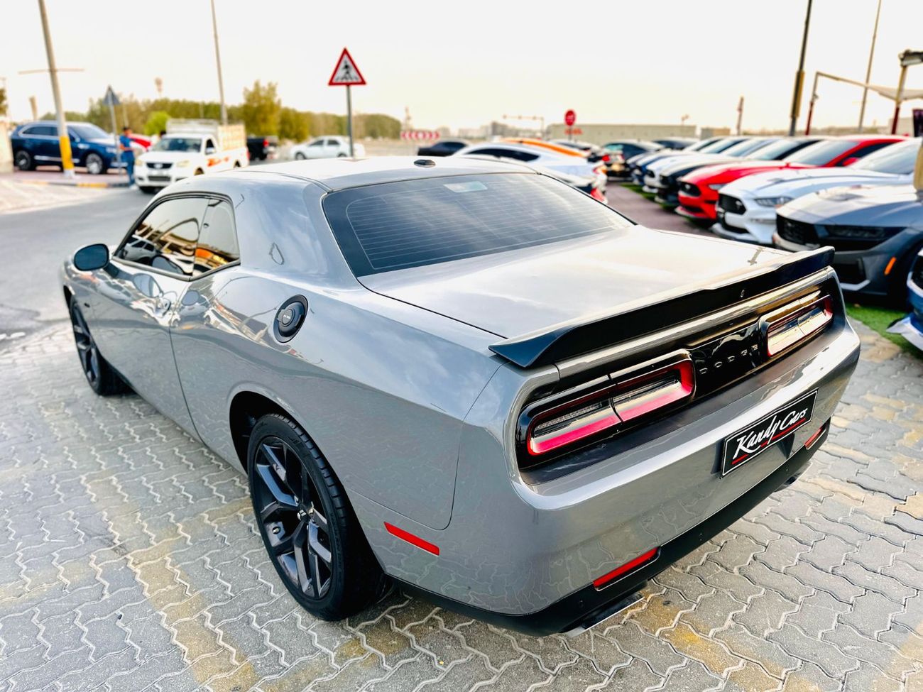 دودج تشالينجر R/T 5.7L (370 HP)