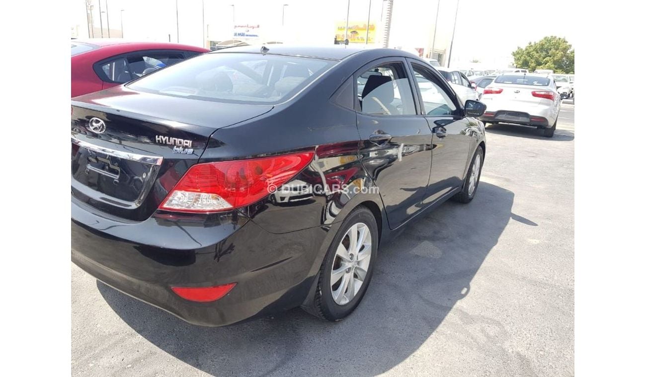 Hyundai Accent 2013 GCC without accidents