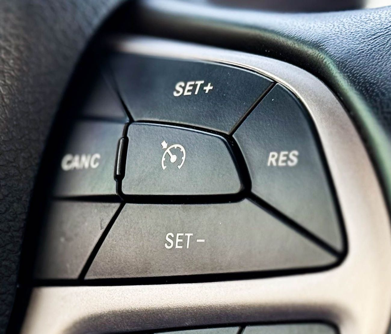 Jeep Grand Cherokee Limited 3.6L Jeep Grand Cherokee Limited 3.6 L | 2021 Model, GCC | Excellent Condition | P.M 1,367