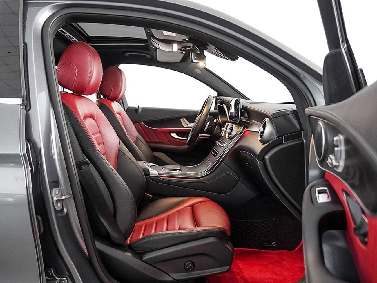 Mercedes-Benz GLC Coupe 300 Premium 2.0L