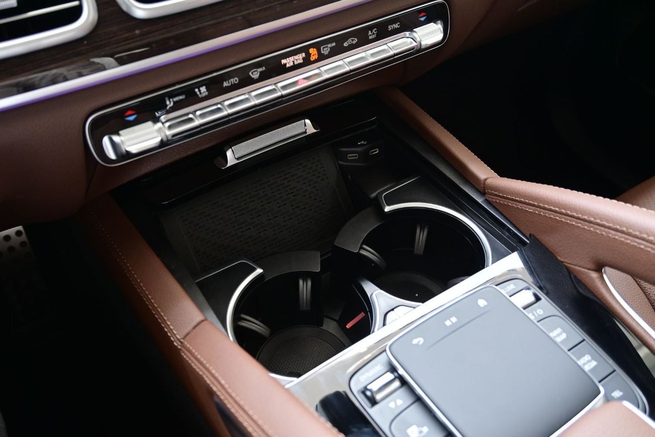 مرسيدس بنز GLS 450 Mercedes GLS 450 SUV, 3.0L Turbo In-Line 6 with Mild Hybrid, Model 2024