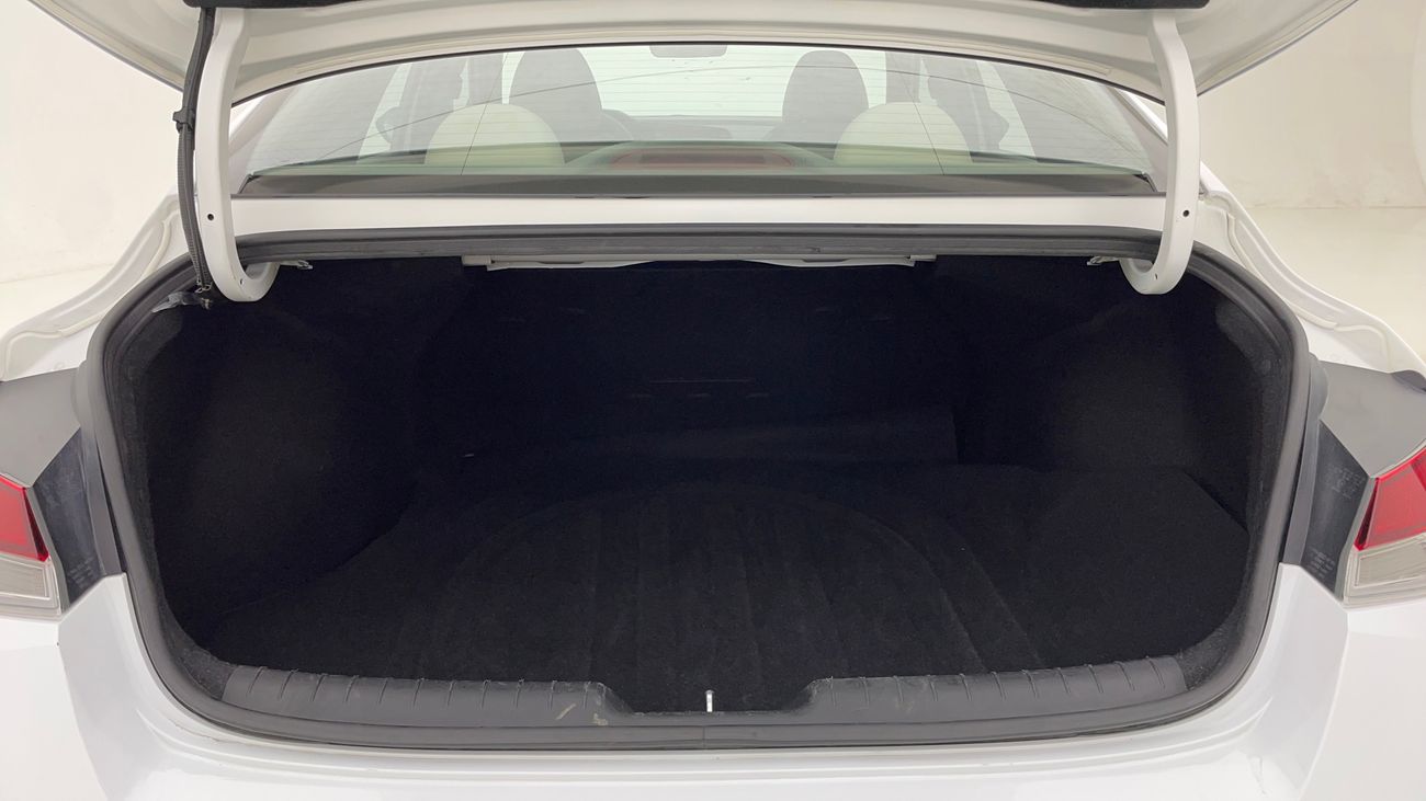 Hyundai Elantra SMART 1.6 | Zero Down Payment | Home Test Drive