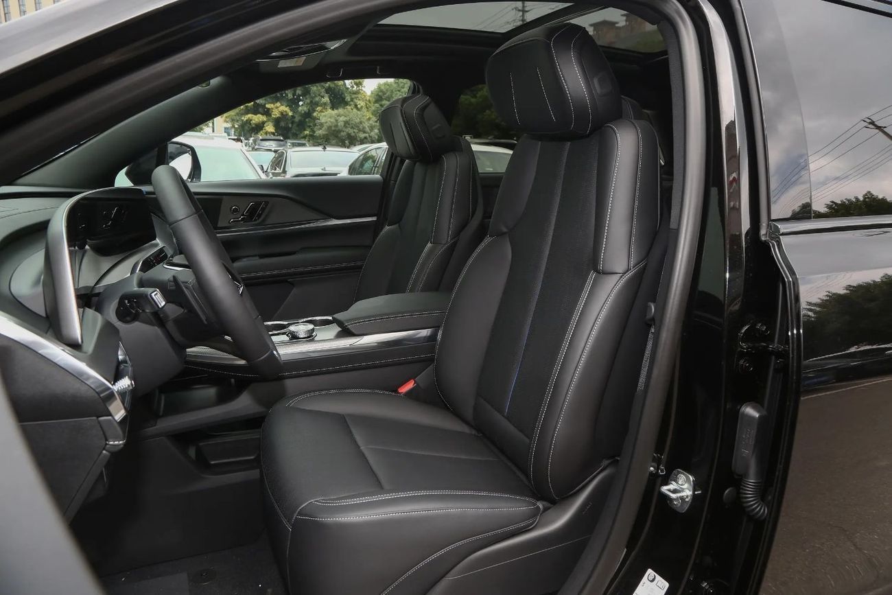 Cadillac XT5 2026 Model 28T All-Wheel Drive Luxury Edition