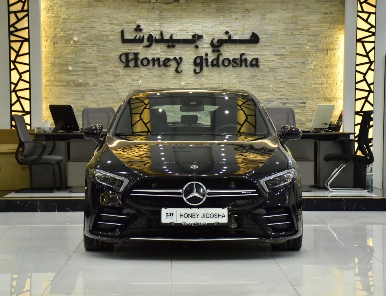 مرسيدس بنز A 35 AMG EXCELLENT DEAL for our Mercedes Benz A35 AMG ( 2020 Model ) in Black Color Chinese Specs