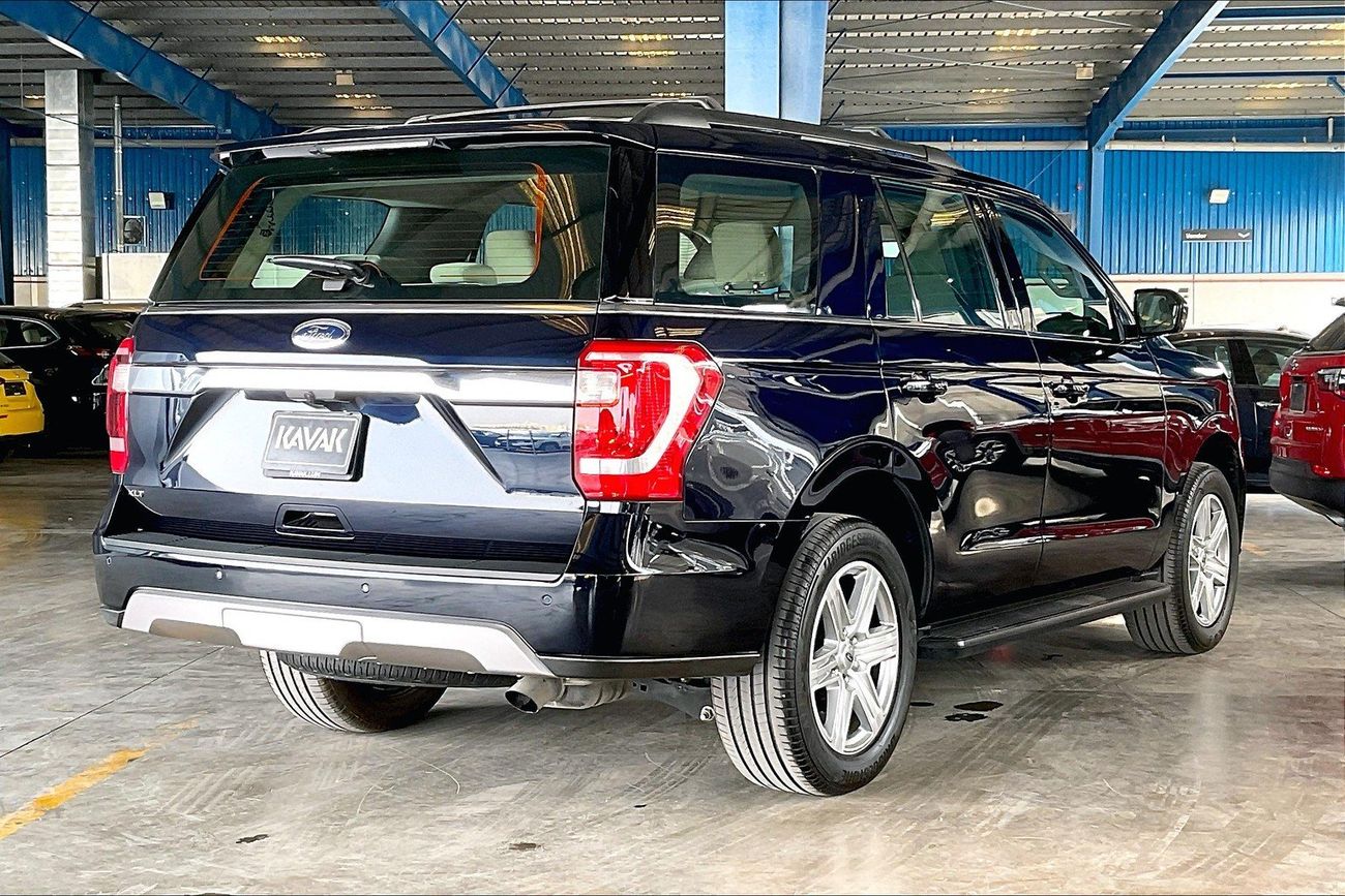 Ford Expedition XLT Standard | Carnival Sale • UP TO AED 20,000 OFF | Guaranteed Warranty | 0 Down Payment