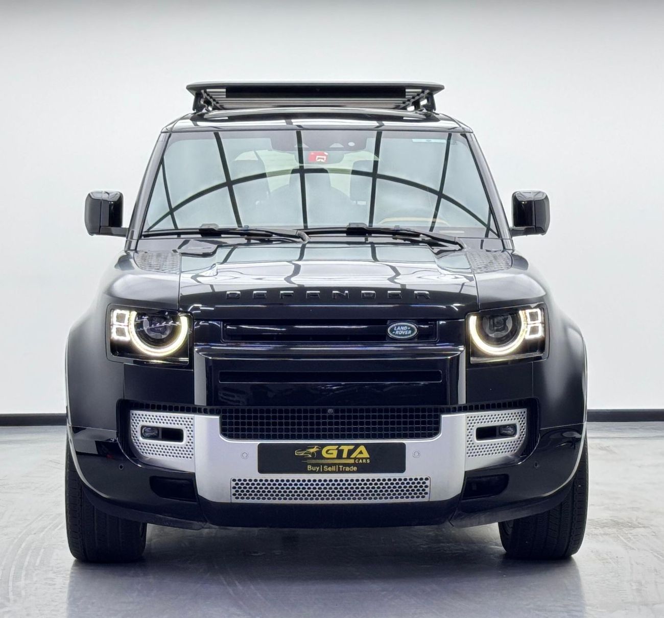 Land Rover Defender 2023 Land Rover Defender 130 P400 HSE, 2028 Land Rover Warranty and Service Contract,  GCC