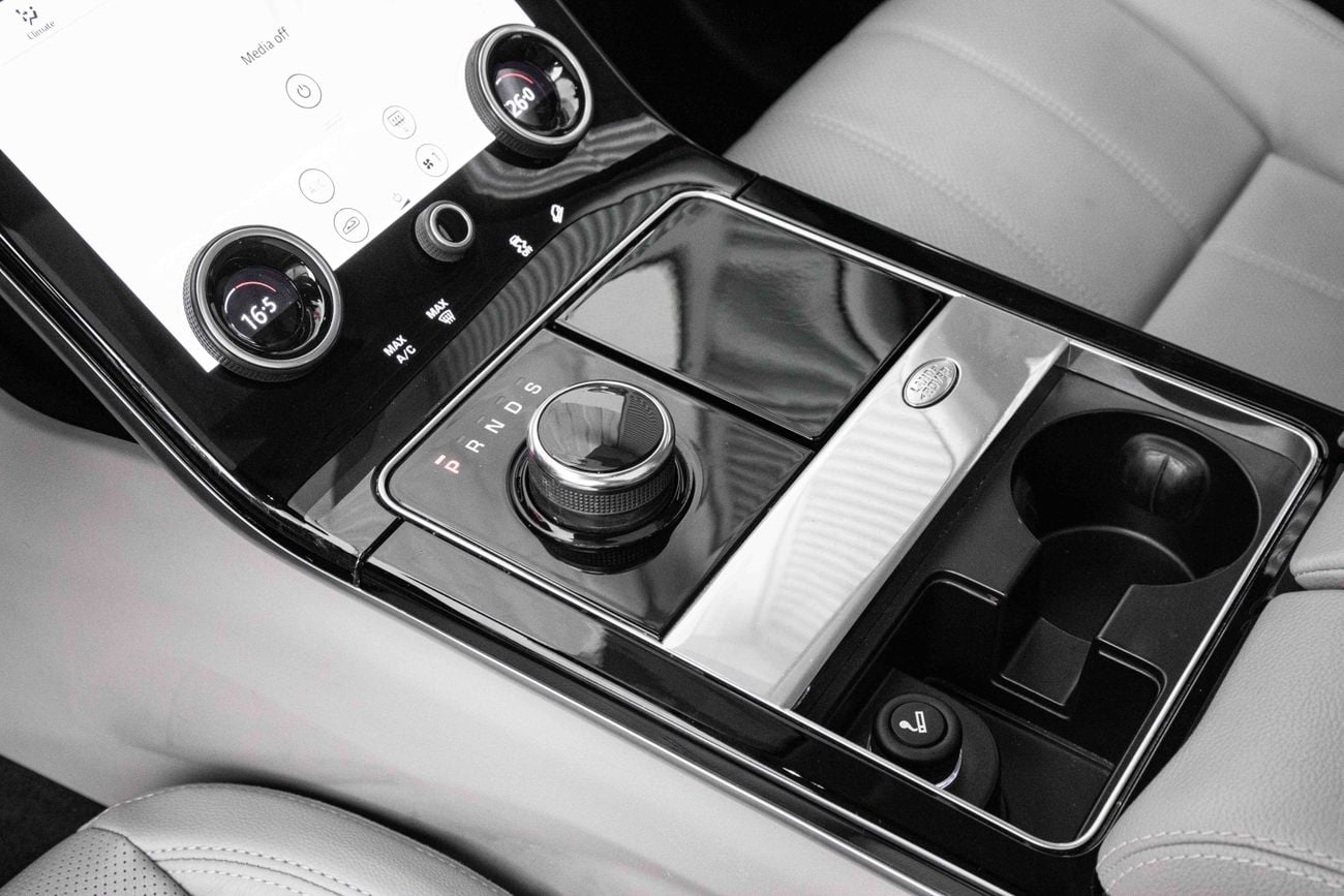 لاند روفر رينج روفر فيلار Range Rover Velar P250 S | 2,350 P.M | 0% Downpayment | Low Kilometers!