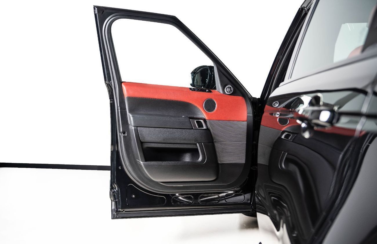 Land Rover Range Rover Sport HSE Dynamic 3.0L Range Rover Sport V6 HSE Dynamic GCC Al-Tayer warranty till 2026 showroom condition