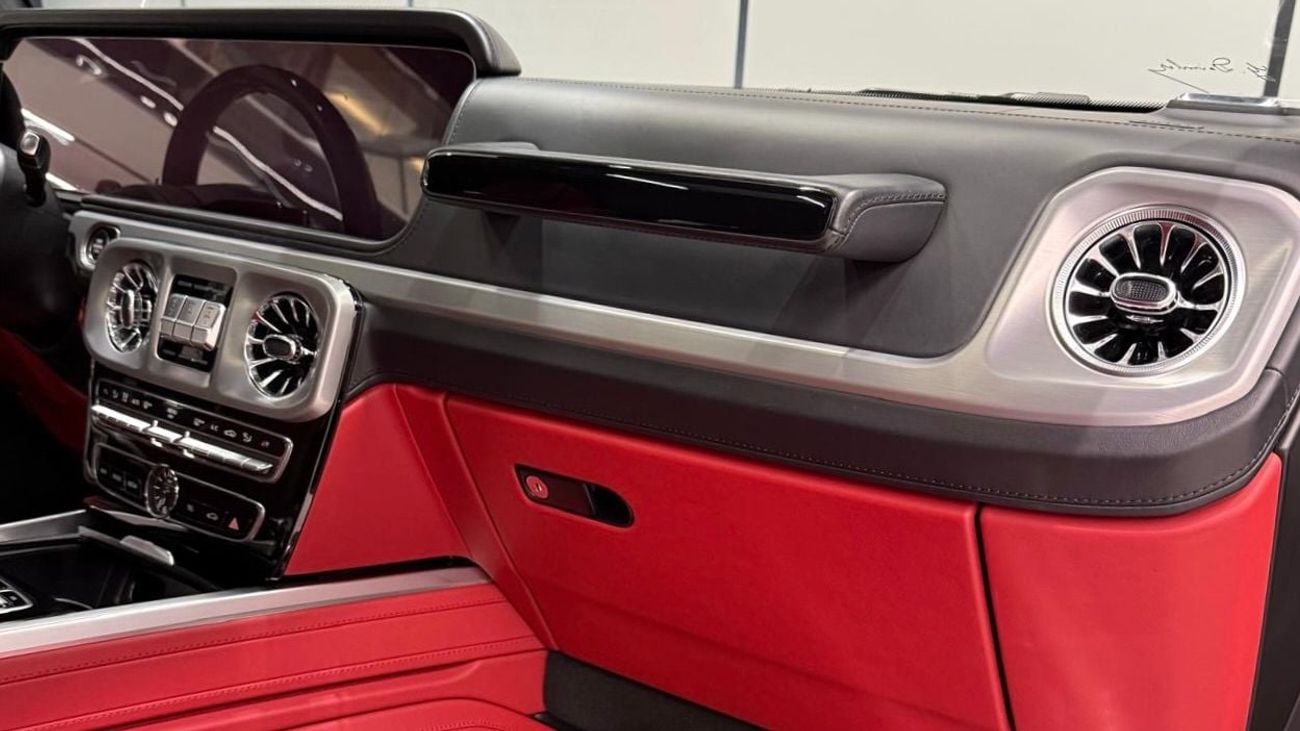 Mercedes-Benz G 63 AMG Std 4.0L GCC Specs | Full Option | Accident-Free