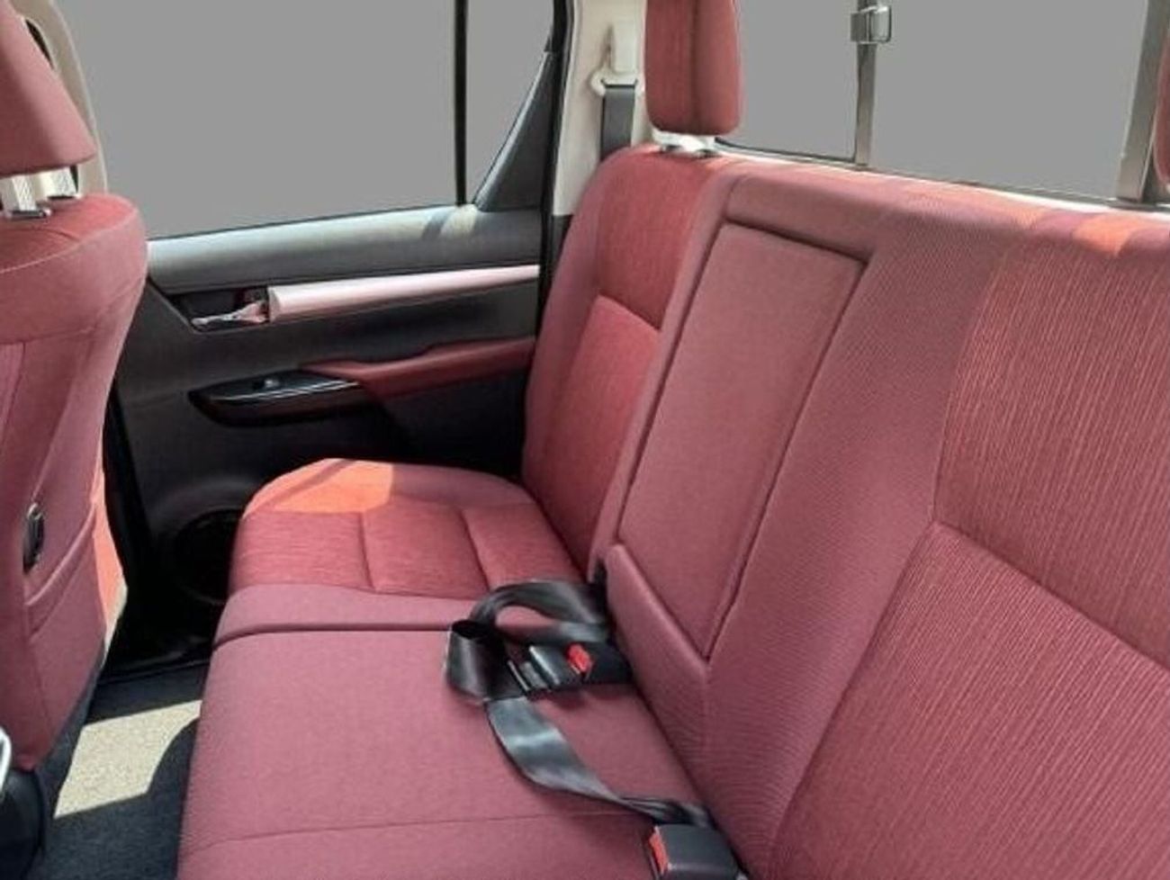 Toyota Hilux Toyota hilux 2.7L petrol MY2025