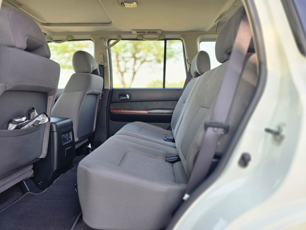 Nissan Patrol Safari Safari 4.8L A/T 2022 GCC ROSTAMANI ARABIAN AUTO  LOW MILEAGE IN MINT CONDITION