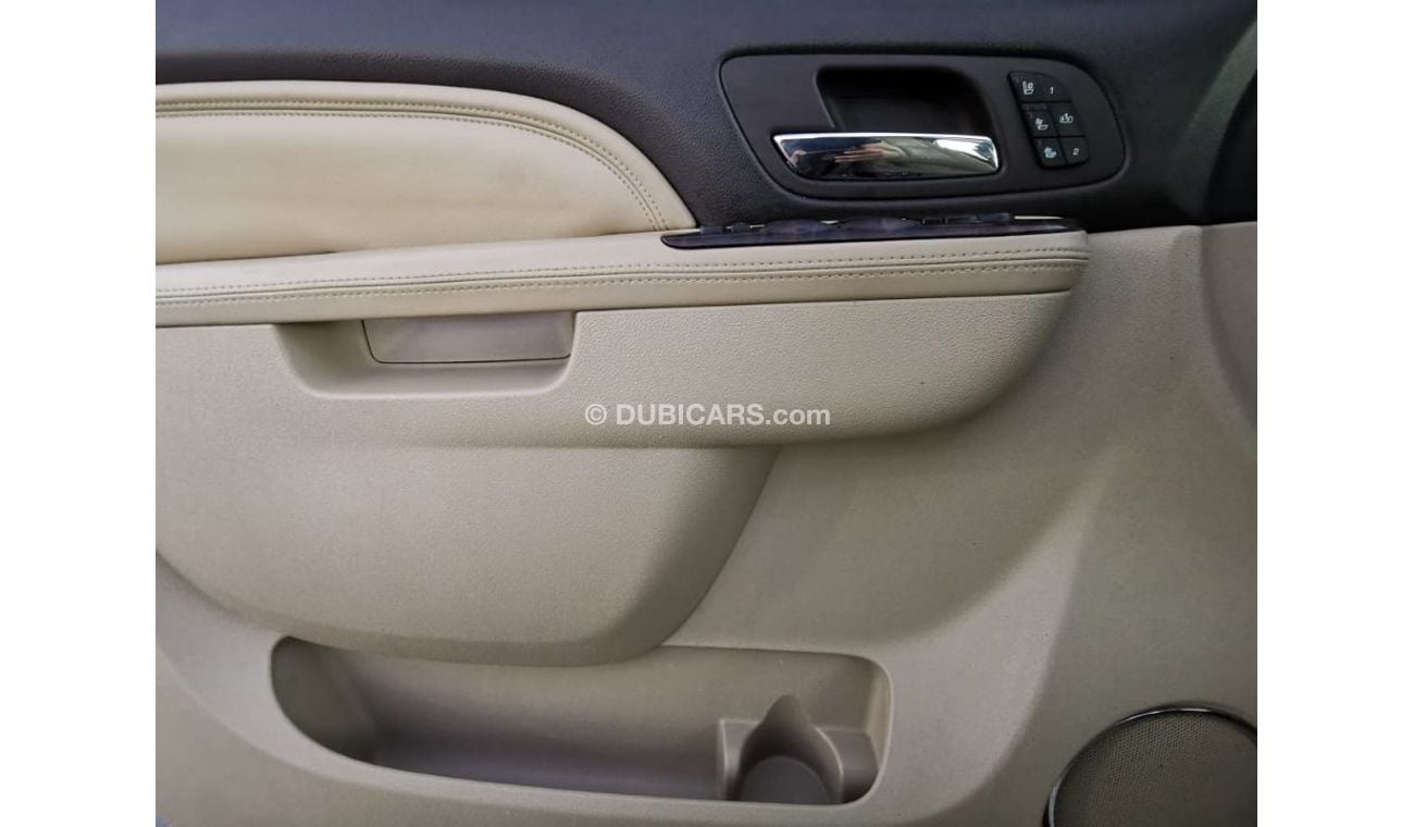 GMC Yukon GMC YOUKAN DENALI 2011 GCC SPECEFECATION