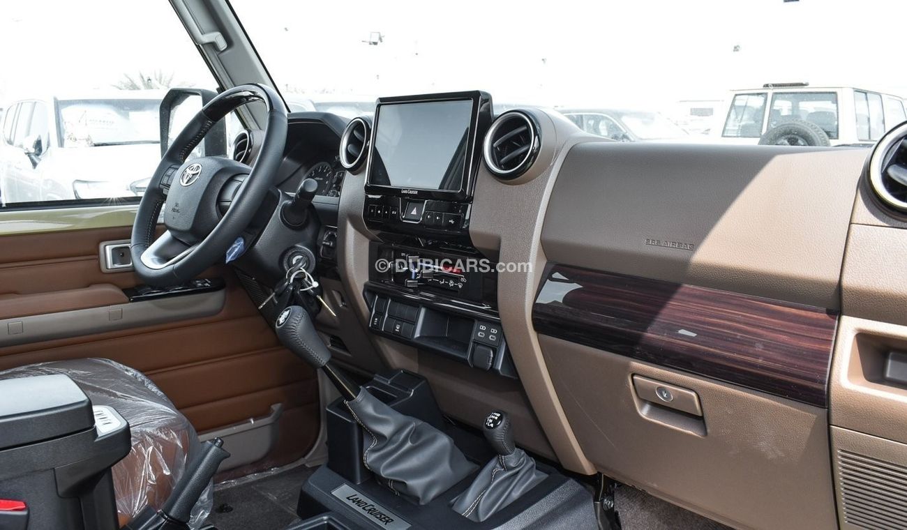 Toyota Land Cruiser 70 4.0L V6 Petrol